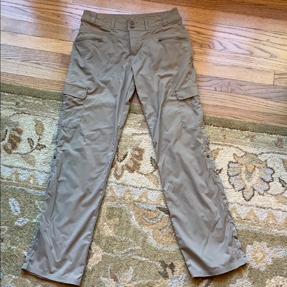 cabelas hiking pants